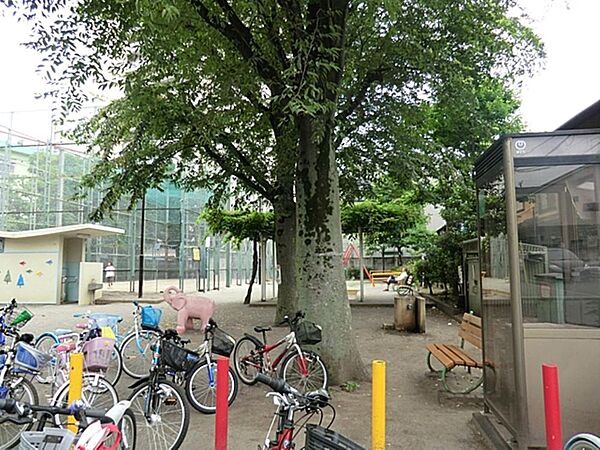 成宗公園まで約206m