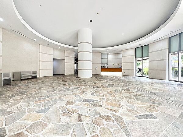 【Entrance】エントランス