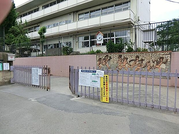西東京市立谷戸第二小学校まで約575m