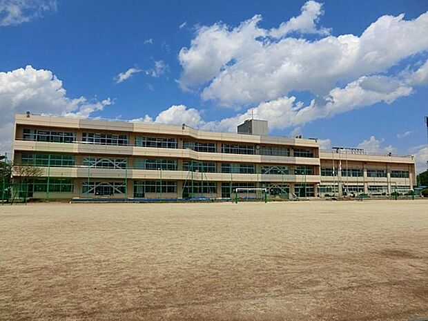 新座市立石神小学校まで約14m