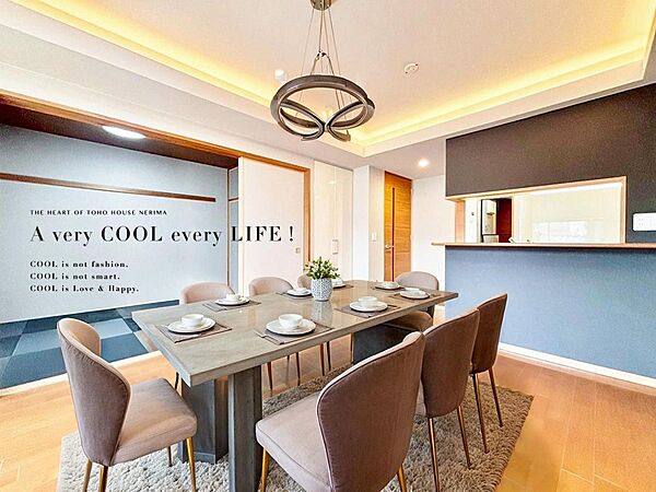 【配置してある家具や小物はCGによるイメージです】 【Livingroom】リビング