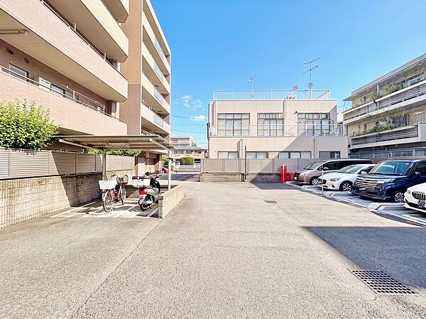 駐車場を拡大表示