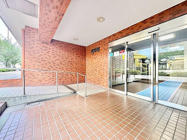 【Entrance】エントランス