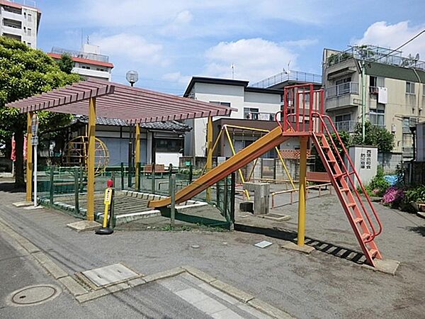 つづみ児童遊園まで約230m