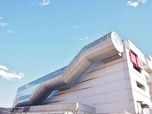 リヴィンオズ大泉店まで約1121m