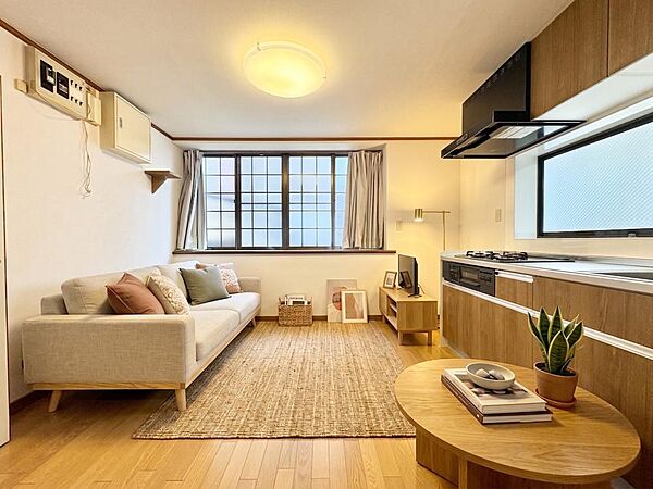 【配置してある家具や小物はCGによるイメージです。】【Livingroom】リビングルーム