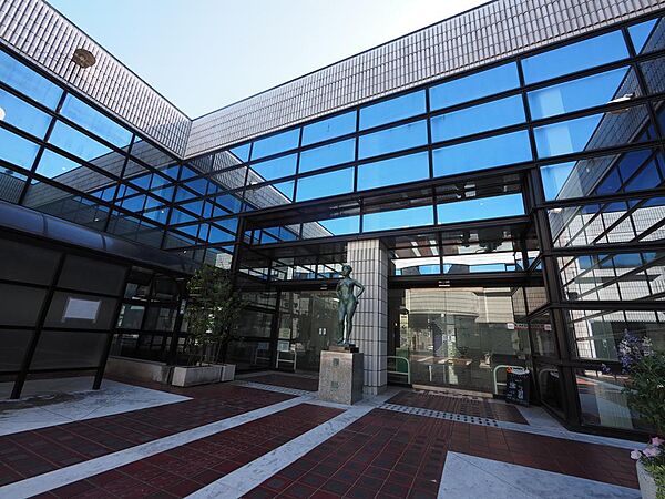 練馬図書館まで約350m