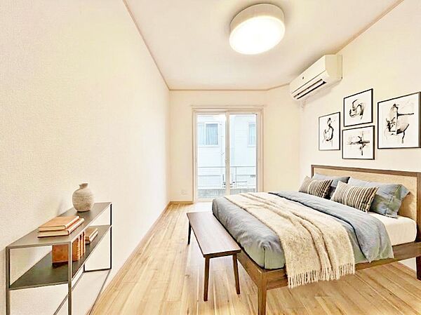 「配置してある家具や小物はCGによるイメージです。」【Bedroom】居室