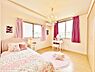 寝室：「配置してある家具や小物はCGによるイメージです。」【Bedroom】居室