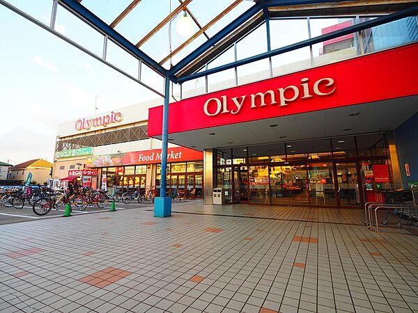 Olympic高井戸店まで約819m
