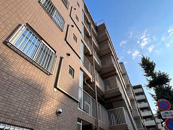 【CG加工により空を晴天にしています】【Exterior】外観