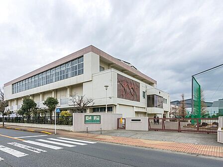 府中市立浅間中学校まで約350m