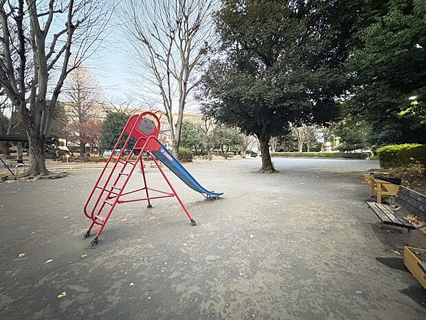 谷戸イチョウ公園まで約1175m
