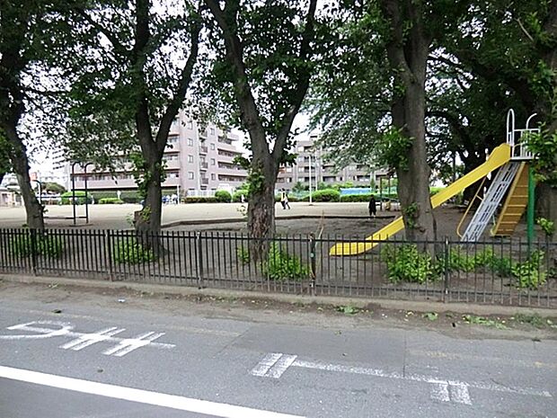 北割公園まで約720m