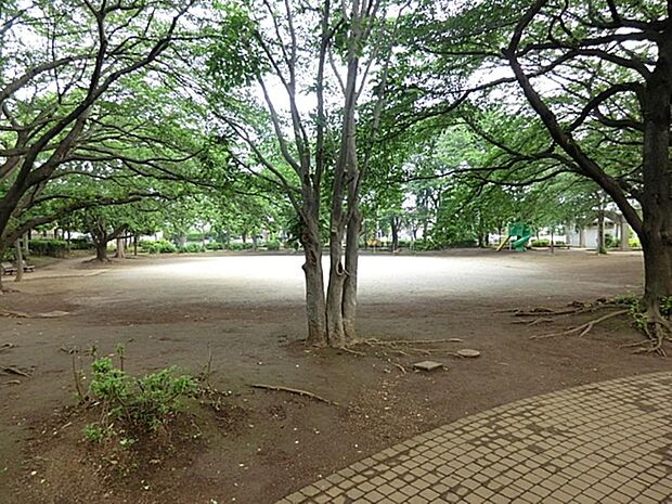 三原台公園まで約875m