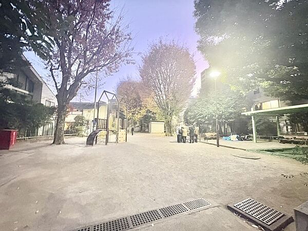 川添公園まで約448m