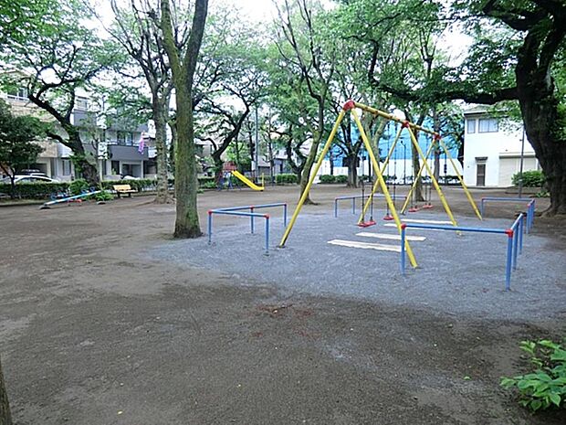 緑ヶ丘第一公園まで約602m