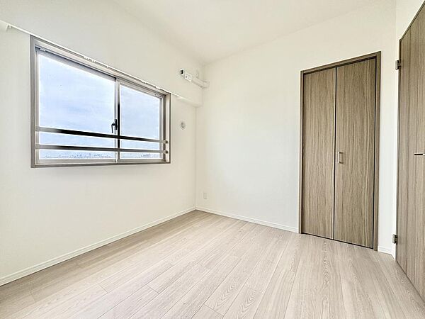 寝室を拡大表示