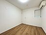 子供部屋：【CGにより現状の家具など消しております。】【Bedroom】居室
