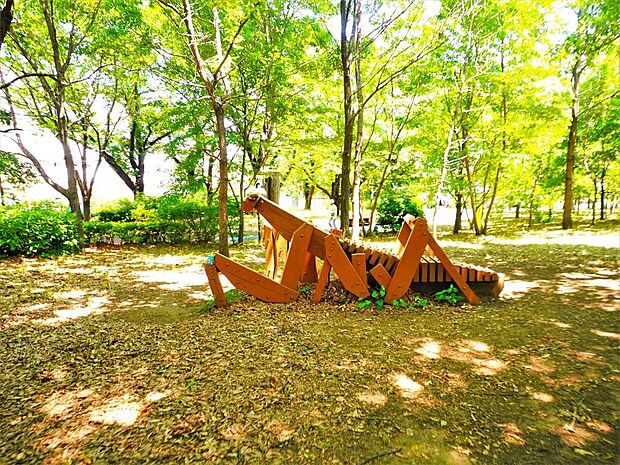 西東京いこいの森公園まで約1200m