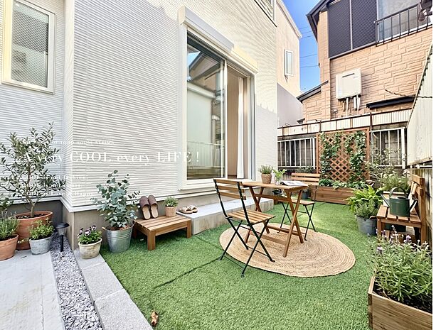 【配置してある家具や小物はCGによるイメージです。】【Garden】庭