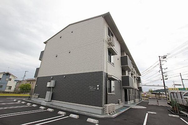 広島県福山市神辺町大字川北(賃貸アパート1LDK・3階・40.04㎡)の写真 その1