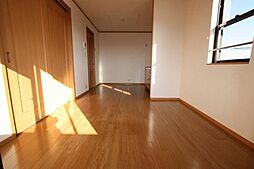 JR山陽本線 松永駅 11.7kmの賃貸アパート 2階2LDKのリビング/ダイニング