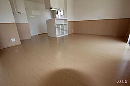 JR山陽本線 東福山駅 3.9kmの賃貸アパート 2階2LDKのリビング/ダイニング