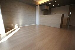 JR山陽本線 東福山駅 徒歩3分の賃貸アパート 3階2LDKのリビング/ダイニング