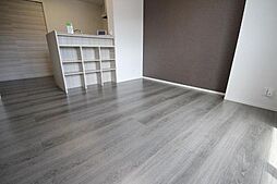 JR山陽本線 福山駅 4.2kmの賃貸アパート 2階2LDKのリビング/ダイニング