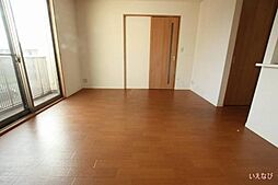 JR山陽本線 東福山駅 徒歩10分の賃貸アパート 2階3LDKのリビング/ダイニング