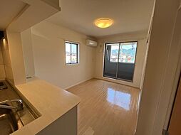 ビビエンダII 2階2LDKのリビング/ダイニング