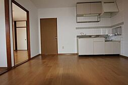 JR山陽本線 笠岡駅 バス10分 美の浜バスターミナル下車 徒歩4分の賃貸アパート 2階3DKのリビング/ダイニング