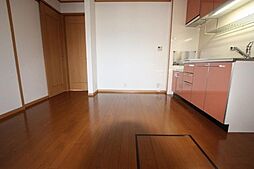 井原鉄道 井原駅 徒歩10分の賃貸アパート 1階2DKのリビング/ダイニング