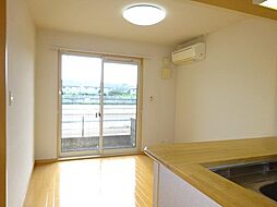 レジデンスＭＮ 1階1LDKのリビング/ダイニング