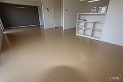 JR山陽本線 東福山駅 5.8kmの賃貸アパート 2階2LDKのリビング/ダイニング