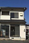 高木駅より徒歩5分 築25年10ヶ月 2階建の賃貸物件