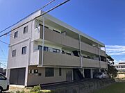  築34年5ヶ月 3階建の賃貸物件