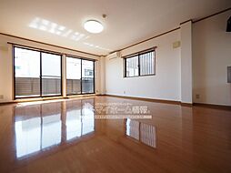 ドリームライフ鍋島 101 1階ワンルームのリビング/ダイニング