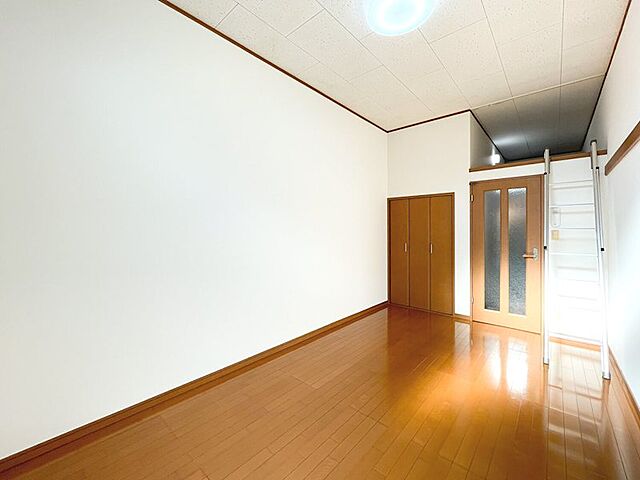 寝室
