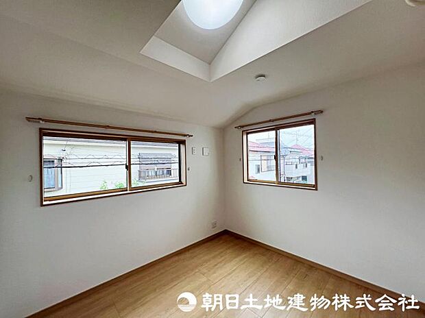 【洋室】通風・採光を考慮した快適な住まいですね