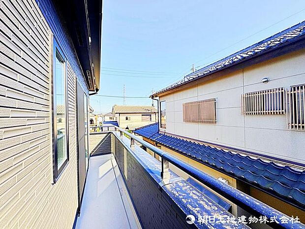 【バルコニー】開放感を感じるバルコニーからの眺望です。