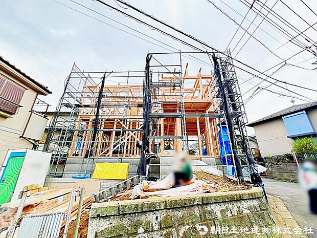 【外観】晴れた空がよく似合う土地です。