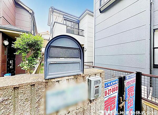 【設備】毎日の郵便物もスムーズに。使いやすく設計されたポスト。