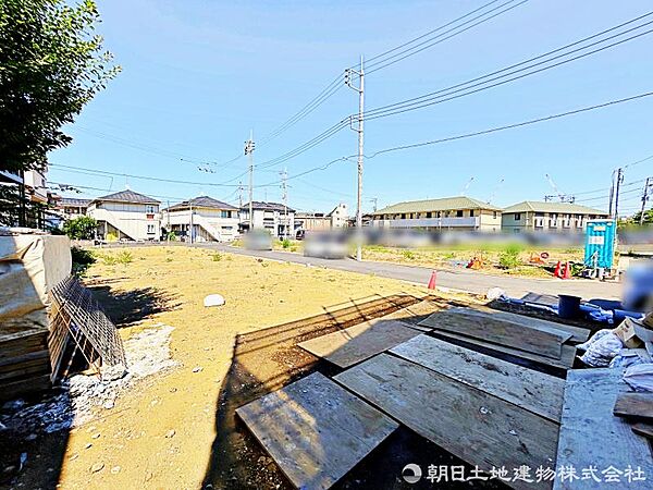 間口もゆったりしていて駐車が苦手な方でもらくらく停められます