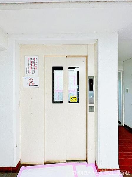 【エレベーター】エレベーターがあるから、毎日の暮らしがもっと便利に。