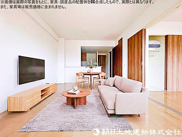 【リビング】光と風があふれる開放的なリビングダイニング。