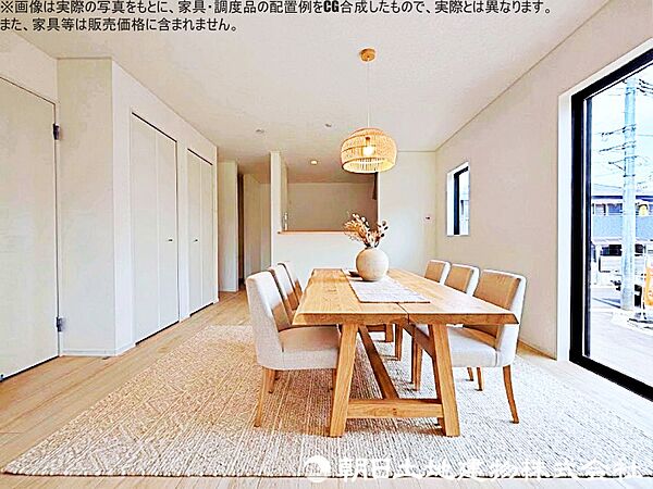【リビング】家族が集うLDKは、リビング、ダイニング、キッチンが一つの空間になった間取り。