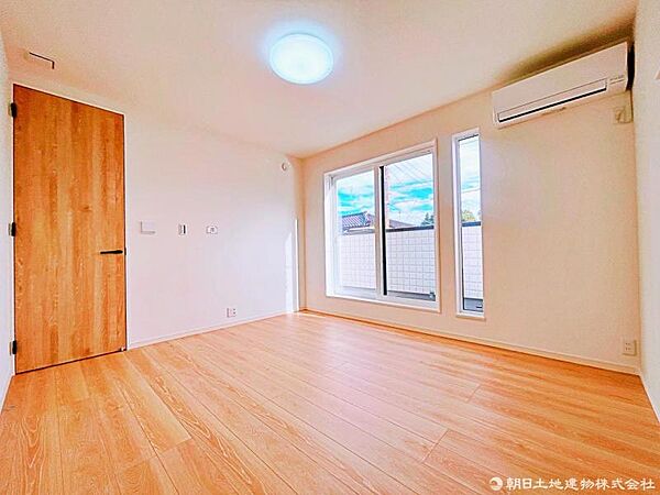 【洋室】通風・採光を考慮した快適な住まいですね