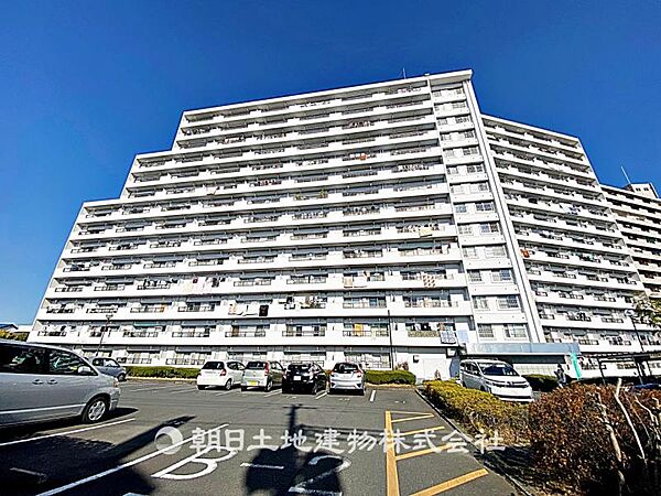 白一色の外観で、飽きのこないオーソドックスさが魅力です。